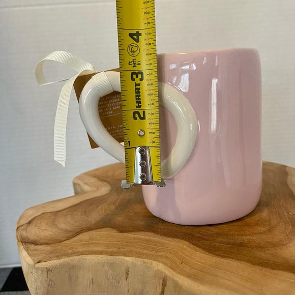 Rae Dunn Sweet
Heart Mug
New with tag - Picture 9 of 9